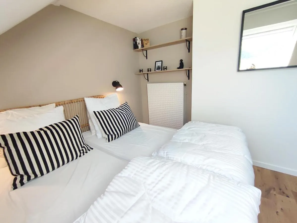Au Cocon De Joy, T3 Duplex, Wifi, 4 Personnes Apartment Bagneres-de-Luchon