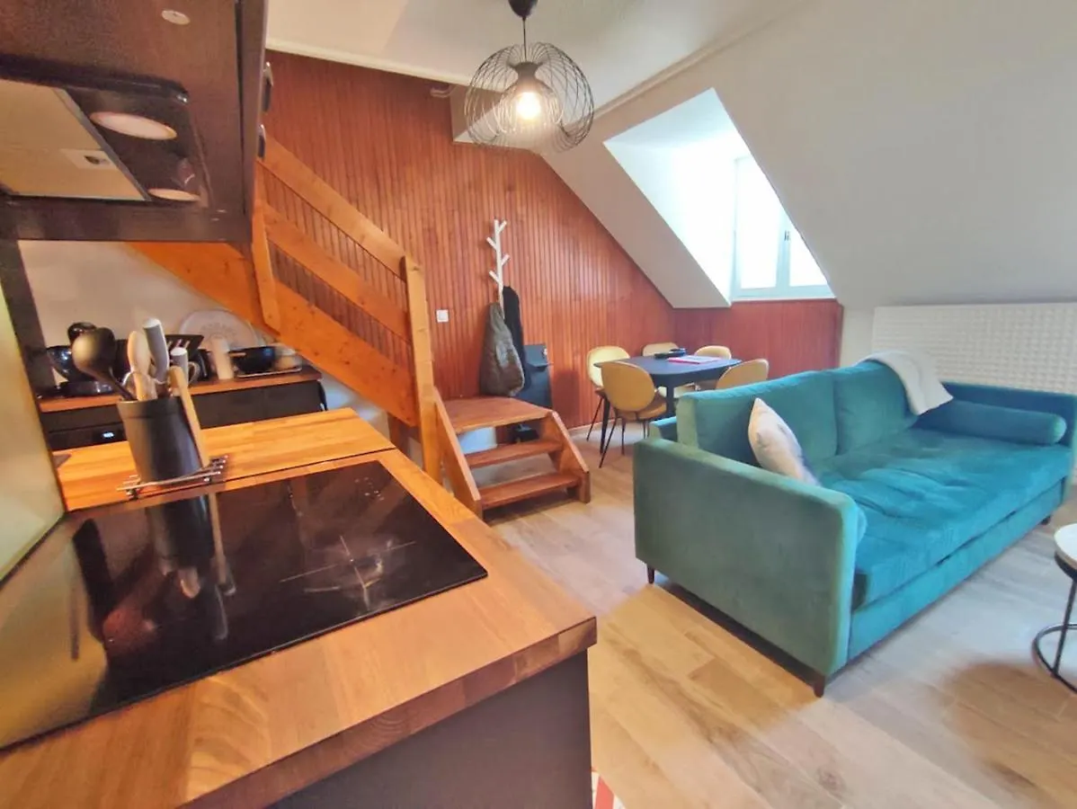 Au Cocon De Joy, T3 Duplex, Wifi, 4 Personnes Apartment Bagneres-de-Luchon
